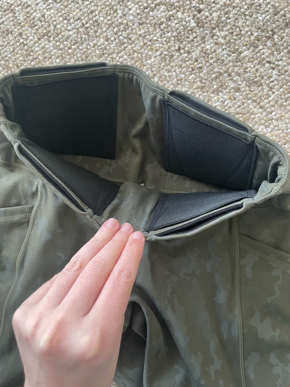 High-Waist Conceal Carry Firearm Leggings with Phone Pocket - Black and Camo - Picture 5 of 5